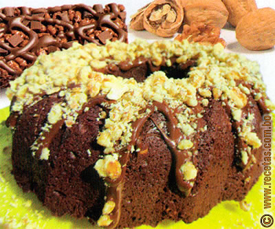 Queque de chocolate con nueces