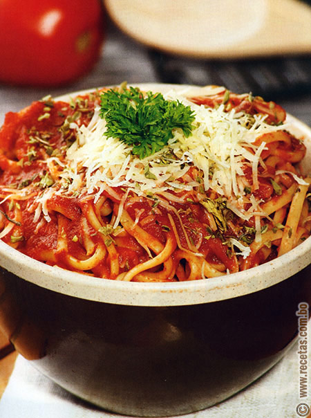 Espagueti a la napolitana | Pastas vegetarianas | Recetas, Cocina y Comida  Boliviana