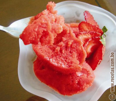 Helado de frutillas con naranja, Receta de Helados - Recetas.com.bo