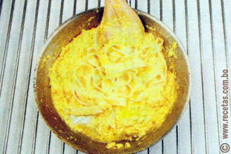 Preparación - Tallarines en salsa huancaína cremosa - Loncheras para el trabajo - Cocina saludable - Recetas Bolivia - www.recetas.com.bo