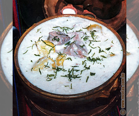 Sopa de maní