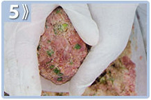 Albóndigas de carne al horno, formar las albóndigas con las manos