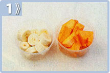 Batido de papaya, cortar la papaya y el plátano