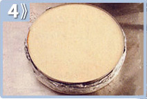 Crema volteada de quinua, verter en el molde y hornear a baño maría