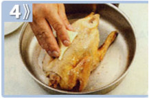 Faisán asado de navidad, frotar el faisán con manteca y hornear