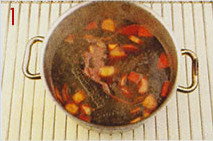Mazamorra morada, hervir el maíz