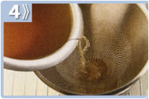 Pavo relleno con uvas, diluír la gelatina