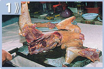 Picante de gallina - cortar y cocinar en una olla