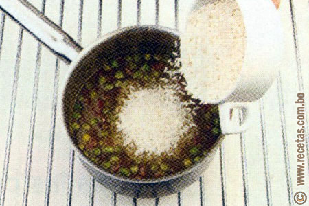 Preparación - Arroz sabroso - Loncheras para el trabajo - Recetas Bolivia - www.recetas.com.bo
