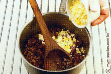 Preparación - Arroz tapado - Loncheras para el trabajo - Cocina saludable - Recetas Bolivia - www.recetas.com.bo
